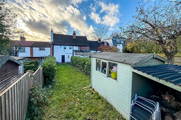 3 Bedroom Terraced House For Sale In Sopwell Lane, St. Albans, Hertfordshire, AL1