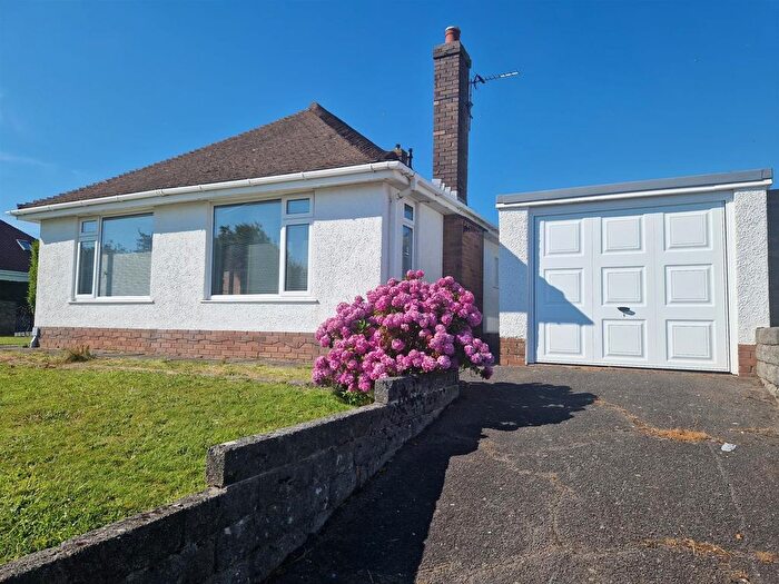 3 Bedroom Detached Bungalow To Rent In Cambridge Road, Langland, Swansea, SA3