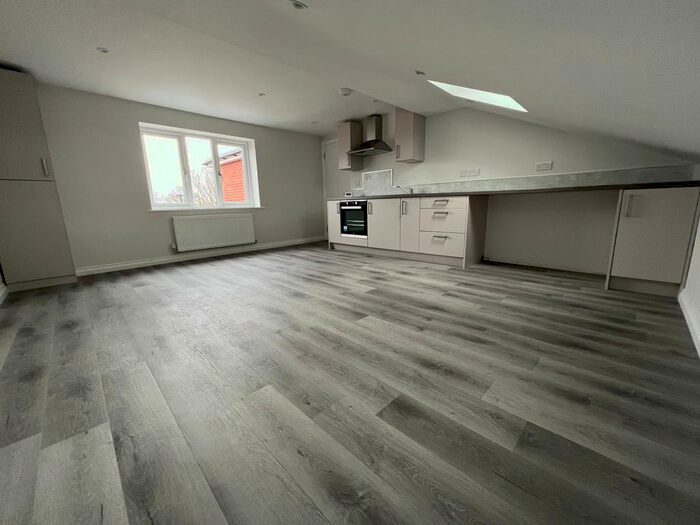 2 Bedroom Flat To Rent In Market Street, Marple, Stockport, SK6