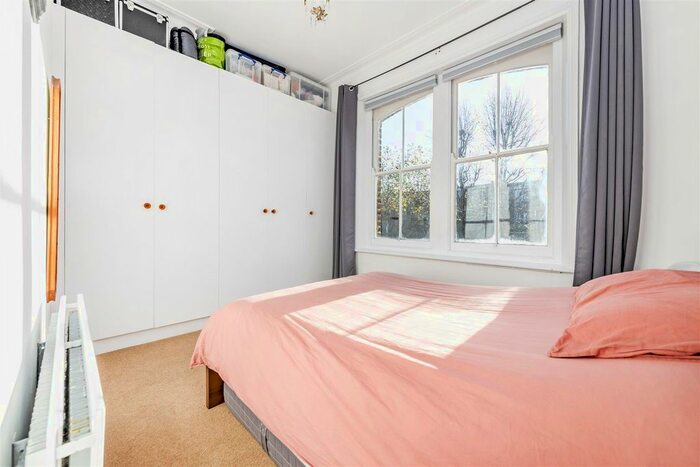 2 Bedroom Flat To Rent In Brondesbury Road, London, NW6
