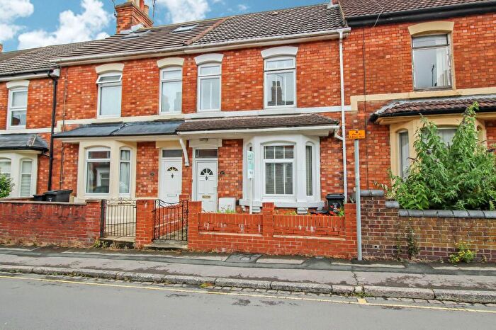 2 Bedroom Terraced House To Rent In Kent Road, Swindon, SN1