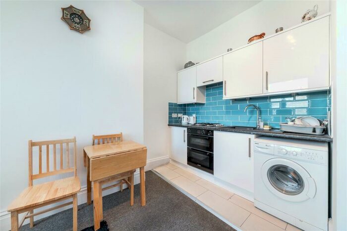 1 Bedroom Flat For Sale In Fordwych Road, Cricklewood, NW2