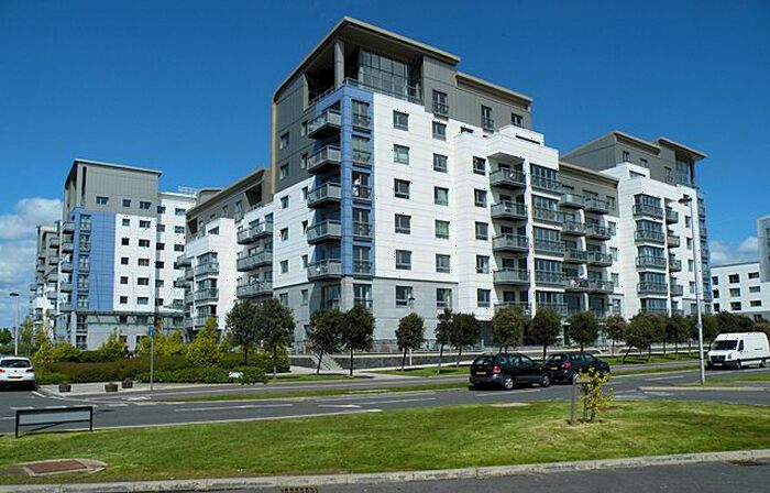 2 Bedroom Flat To Rent In Western Harbour Drive, Edinburgh, EH6