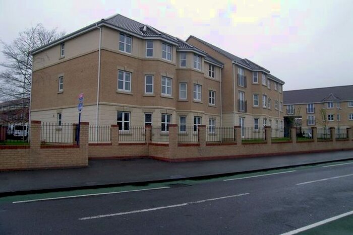 2 Bedroom Flat To Rent In Scholars Walk, Langley, Slough, SL3