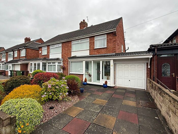 3 Bedroom Semi-Detached House For Sale In Rigby Road, Maghull, L31