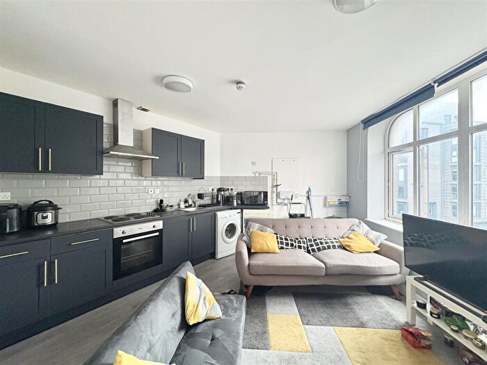 3 Bedroom Flat To Rent In Lower Parliament Street, Nottingham, NG1