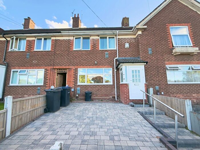 4 Bedroom House To Rent In Lea Hall Road, Stechford, B33