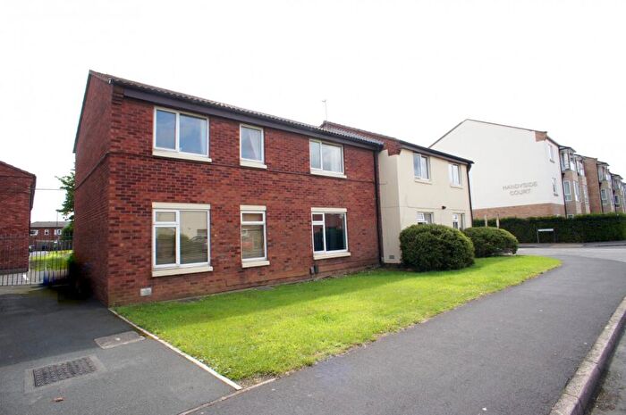 2 Bedroom Apartment To Rent In Griffin Close, Alvaston, DE24