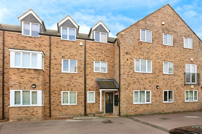 1 Bedroom Flat For Sale In The Blades, Market Deeping, Peterborough, PE6