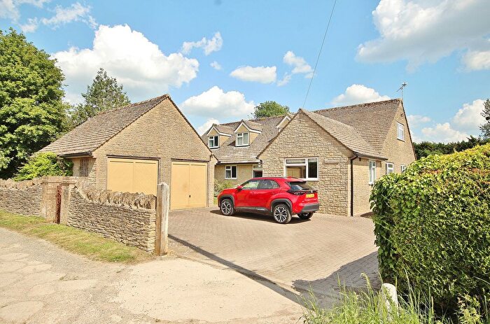 6 Bedroom Detached Bungalow For Sale In The Bungalow, Church Lane, Hailey, OX29