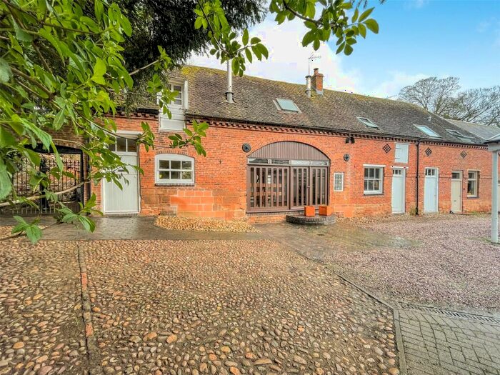 4 Bedroom Barn Conversion For Sale In Sandbourne Drive, Bewdley, Worcestershire, DY12