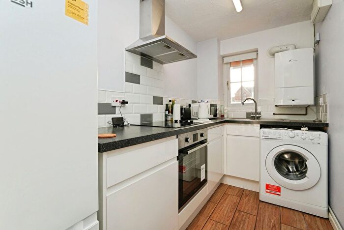 1 Bedroom Maisonette For Sale In Hock Coppice, Worcester, Worcestershire, WR4