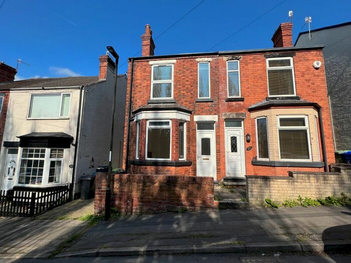 2 Bedroom End Of Terrace House To Rent In Hardwick Avenue, New Whittington, Chesterfield, S43