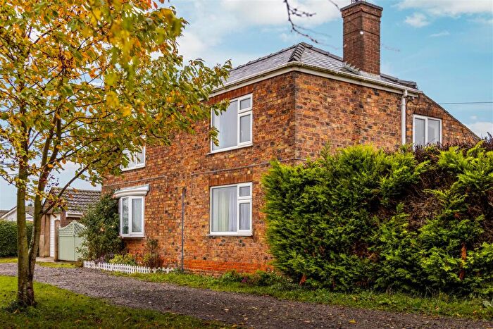 2 Bedroom Semi-Detached House For Sale In School Lane, Old Leake, Boston, PE22