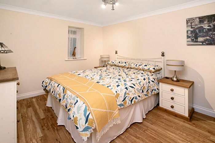 5 Bedroom Detached House For Sale In Cedar Close, Teignmouth, TQ14