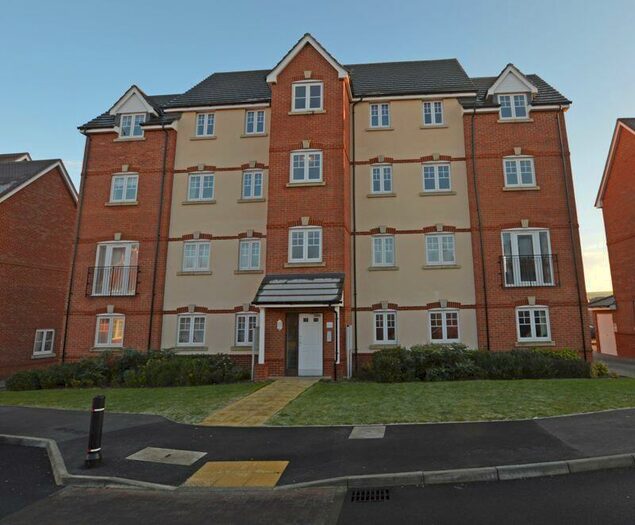 2 Bedroom Apartment To Rent In Alton, GU34