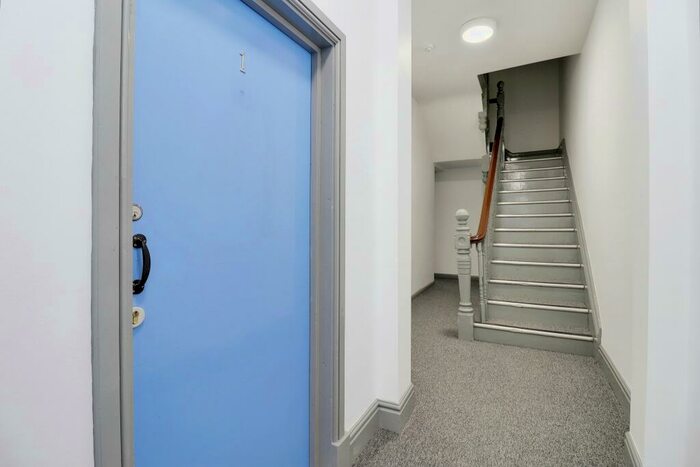 1 Bedroom Flat To Rent In Fosse Road Central, Leicester, LE3