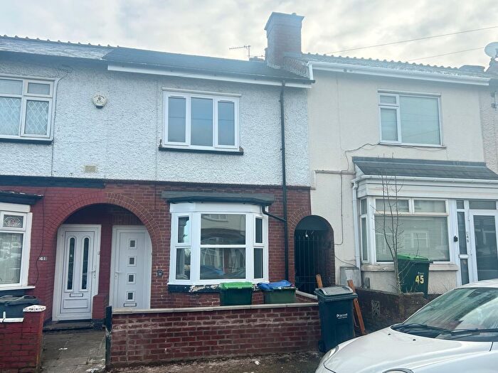 3 Bedroom Terraced House To Rent In Topsham Road, Smethwick, B67