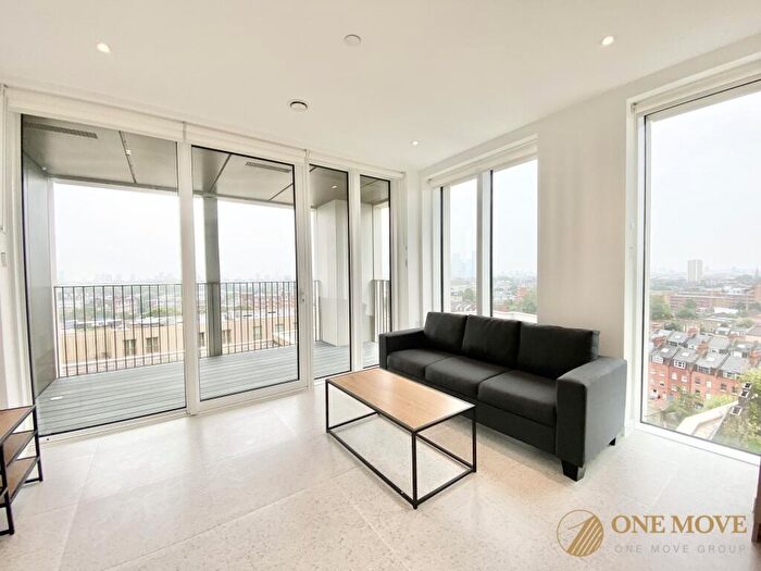 2 Bedroom Apartment To Rent In Bouchon Point, The Silk District, London, E1