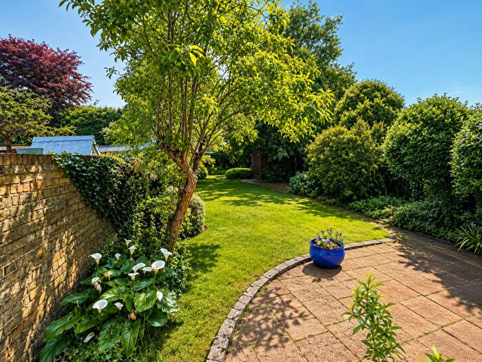 2 Bedroom Flat To Rent In , Gladstone Road, Broadstairs, CT10
