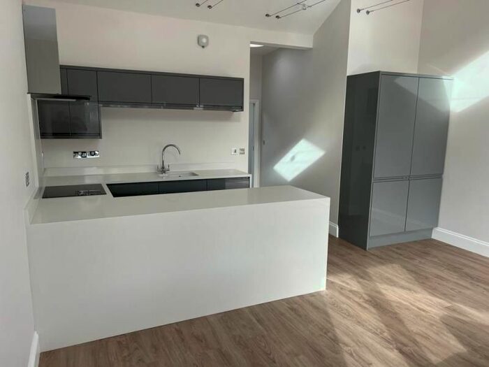 1 Bedroom Bungalow To Rent In The Glade, Enfield, EN2