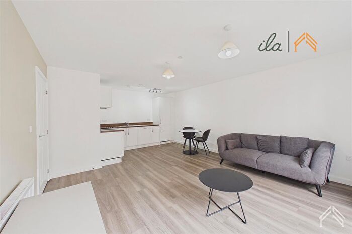 1 Bedroom Flat To Rent In Pemberton House, Sherborne Place, B16