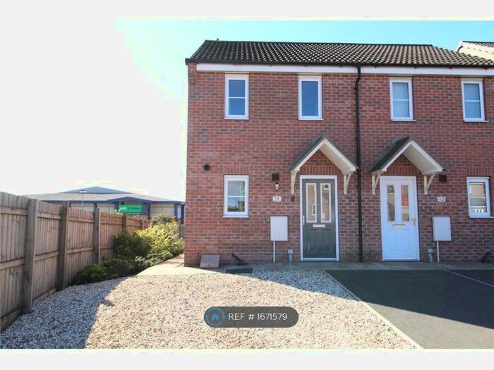 2 Bedroom Semi-Detached House To Rent In Shelduck Way, Scunthorpe, DN16