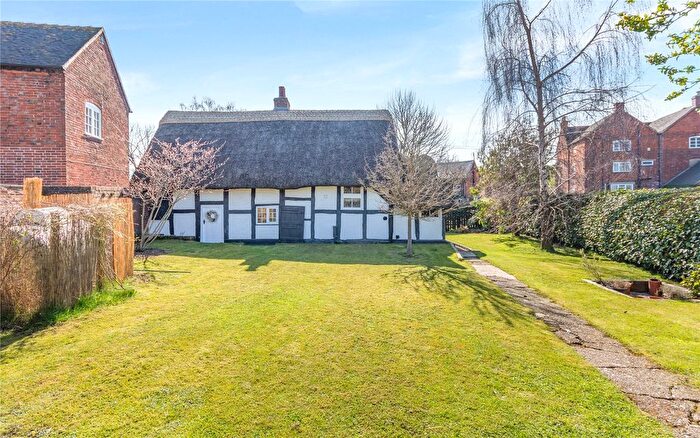 2 Bedroom Detached House For Sale In Coton-In-The-Clay, Ashbourne, Derbyshire, DE6