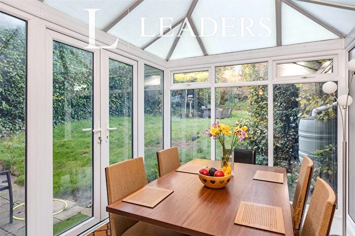 3 Bedroom Semi-detached House For Sale In St. Johns Hill, Sevenoaks, Kent, TN13
