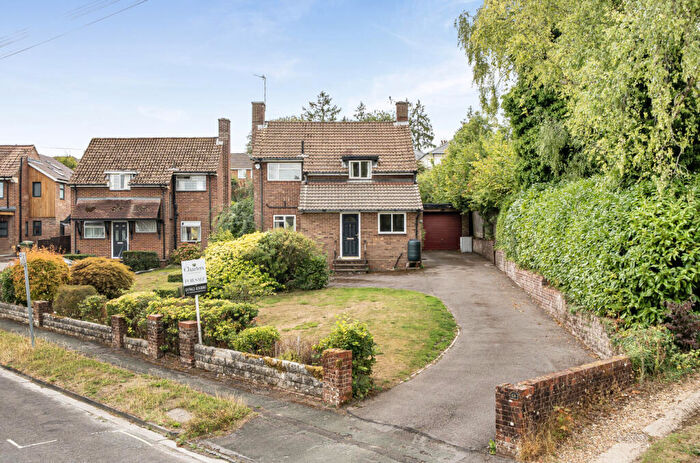 3 Bedroom Detached House For Sale In Lynford Way, Winchester, Hampshire, SO22