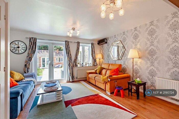 3 Bedroom Terraced House To Rent In Nightingale Crescent, Harold Wood, Romford, RM3