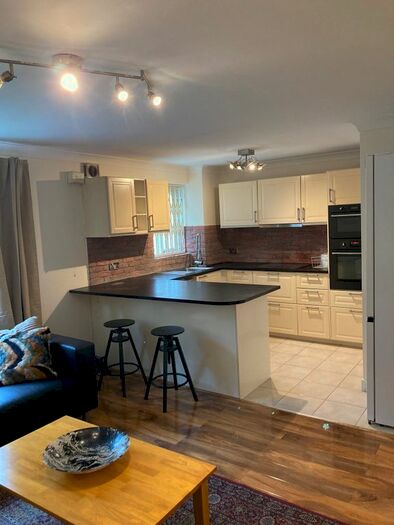 2 Bedroom Flat To Rent In Century House, Armoury Road, London, SE8