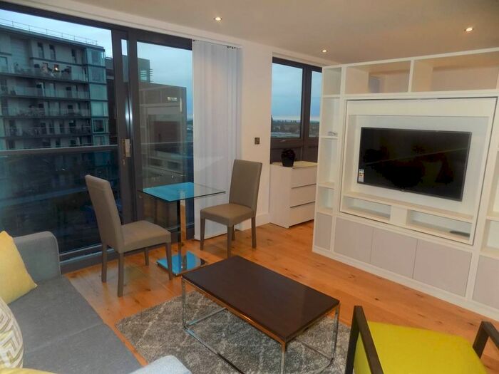 Studio To Rent In Station Road, Hayes, Middlesex, UB3