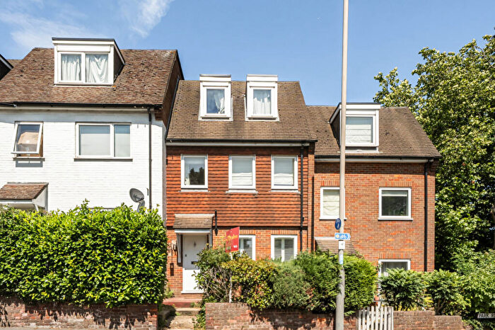 2 Bedroom Maisonette For Sale In Avenue House, Chesham, HP5