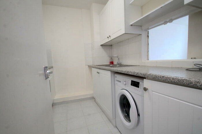 2 Bedroom Apartment To Rent In Deptford High Street, Deptford, SE8