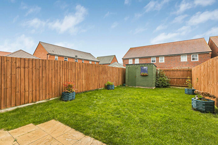2 Bedroom Semi-Detached House For Sale In Keel Drive, Grove, OX12