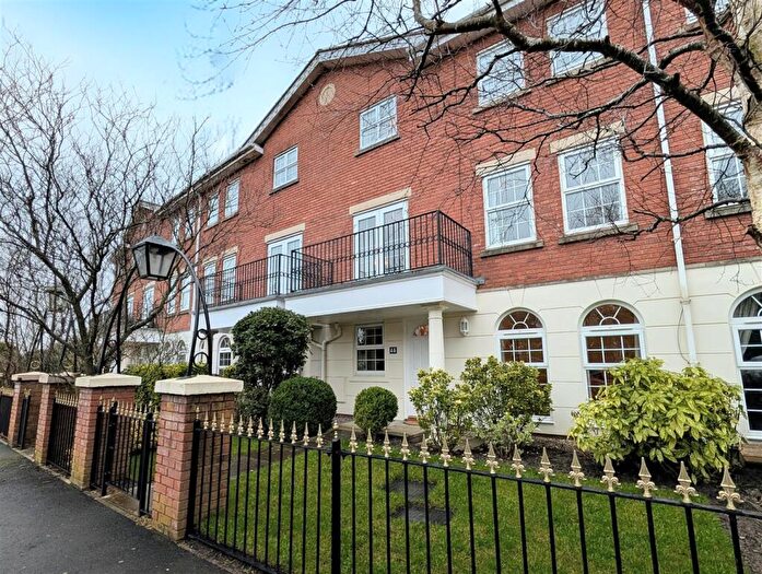 4 Bedroom Mews For Sale In Coopers Row, Cypress Point, Lytham, FY8