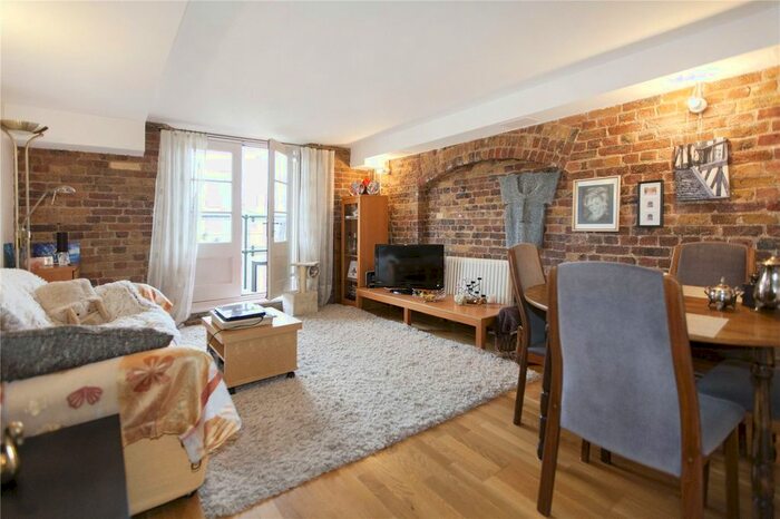 1 Bedroom Flat To Rent In Globe Wharf, Rotherhithe Street, London, SE16