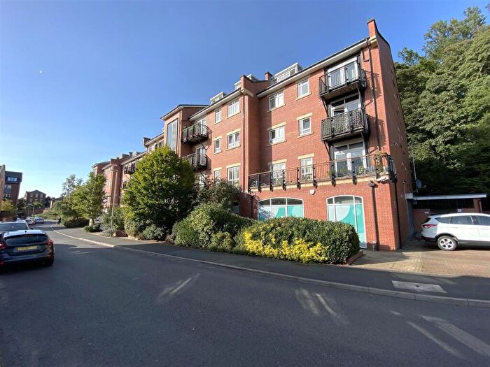 2 Bedroom Apartment For Sale In Mill Green, Congleton, CW12