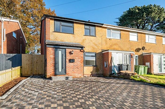 3 Bedroom End Of Terrace House To Rent In Ribble Close, Chandler's Ford, SO53