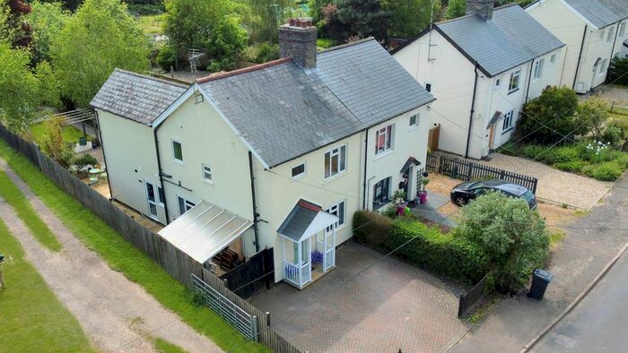 3 Bedroom Semi-Detached House For Sale In Newton Road, Whittlesford, Cambridge, CB22