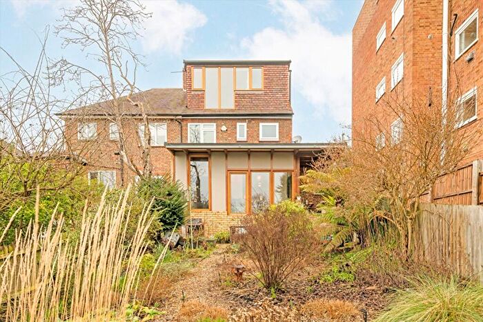 3 Bedroom House For Sale In Honor Oak Road, Honor Oak, SE23