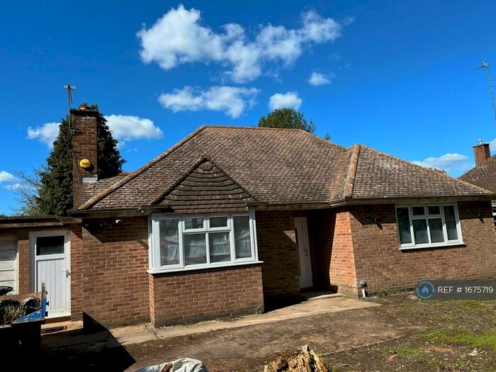 2 Bedroom Detached House To Rent In Lime Tree Avenue, Bilton, Rugby, CV22