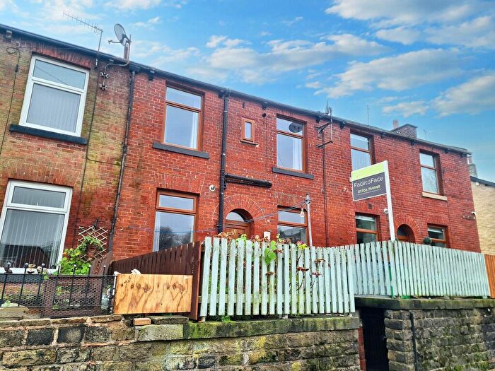 2 Bedroom Property To Rent In Shore Road, Littleborough, OL15