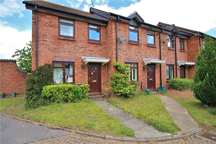 2 Bedroom End Of Terrace House To Rent In Mitchells Close, Shalford, Surrey, GU4