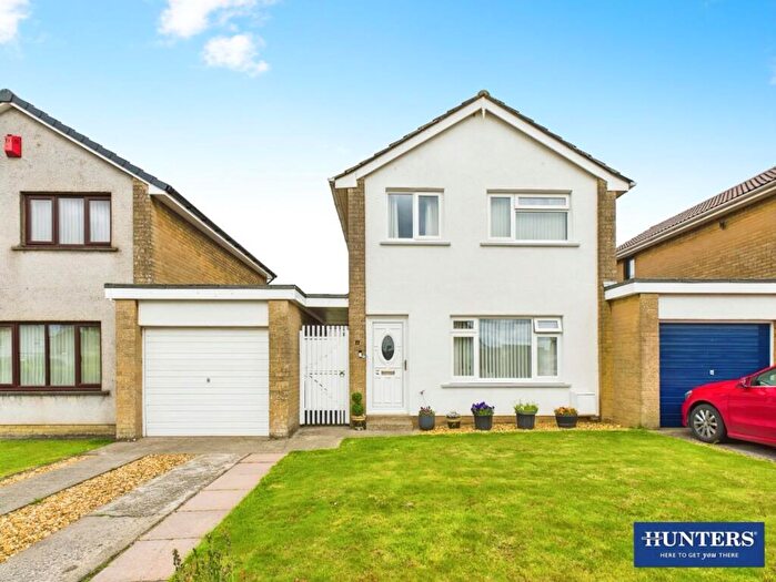 3 Bedroom Link Detached House For Sale In Falcon Drive, Gretna, DG16