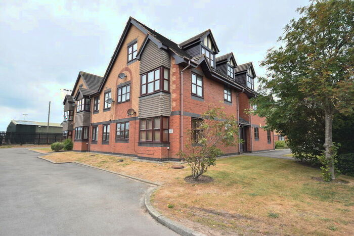 1 Bedroom Flat To Rent In Oakwood Close, Blackpool, FY4