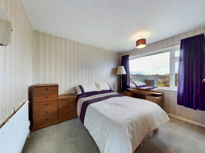 3 Bedroom SemiDetached House For Sale In Monsal Dale, North Hykeham