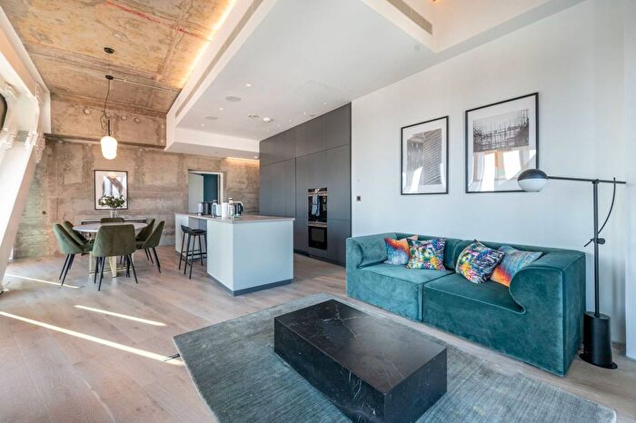 2 Bedroom Flat To Rent In Manhattan Lofts, Stratford, London, E20