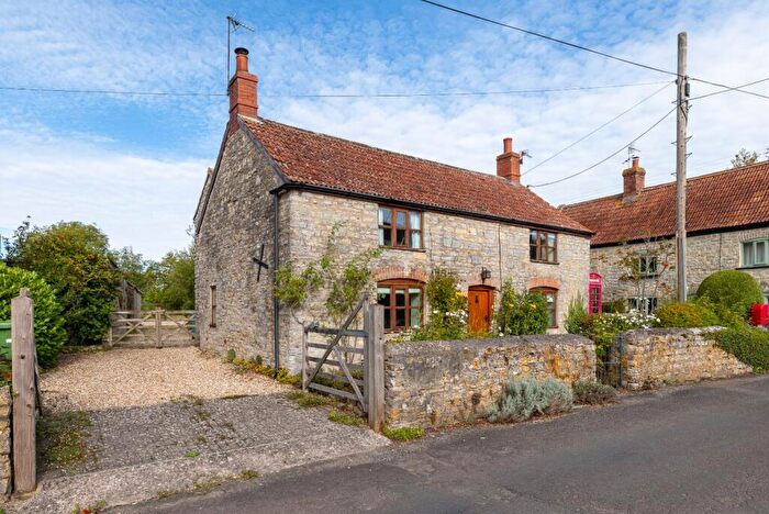 4 Bedroom Detached House For Sale In Period Cottage In Popular Village Of North Wootton, BA4